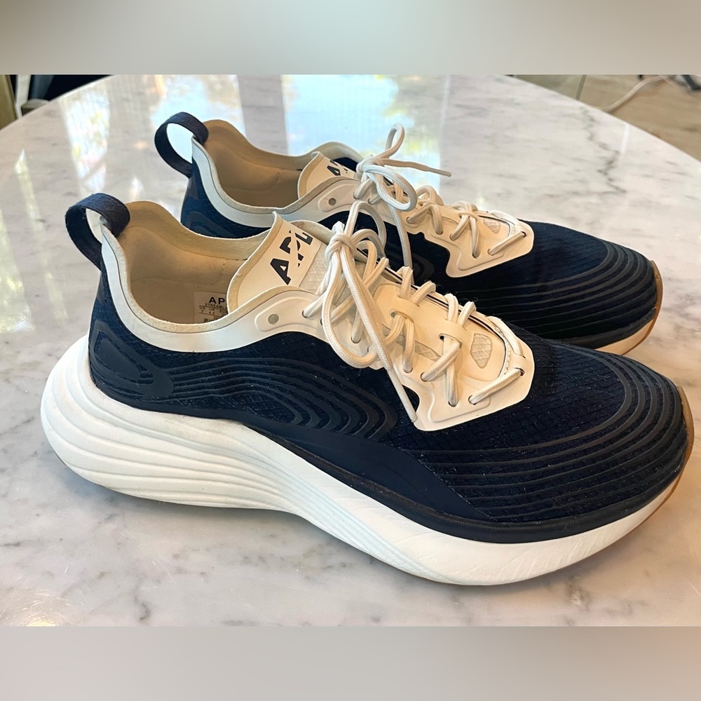 APL Athletic Propulsion Labs Streamline Running Shoe, navy/white, worn once, sz7 - Picture 2 of 16